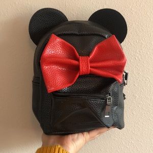 Minnie mouse backpack